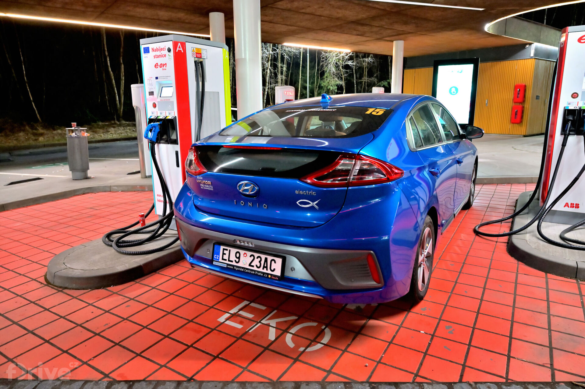 Hyundai Ioniq electric (2016)
