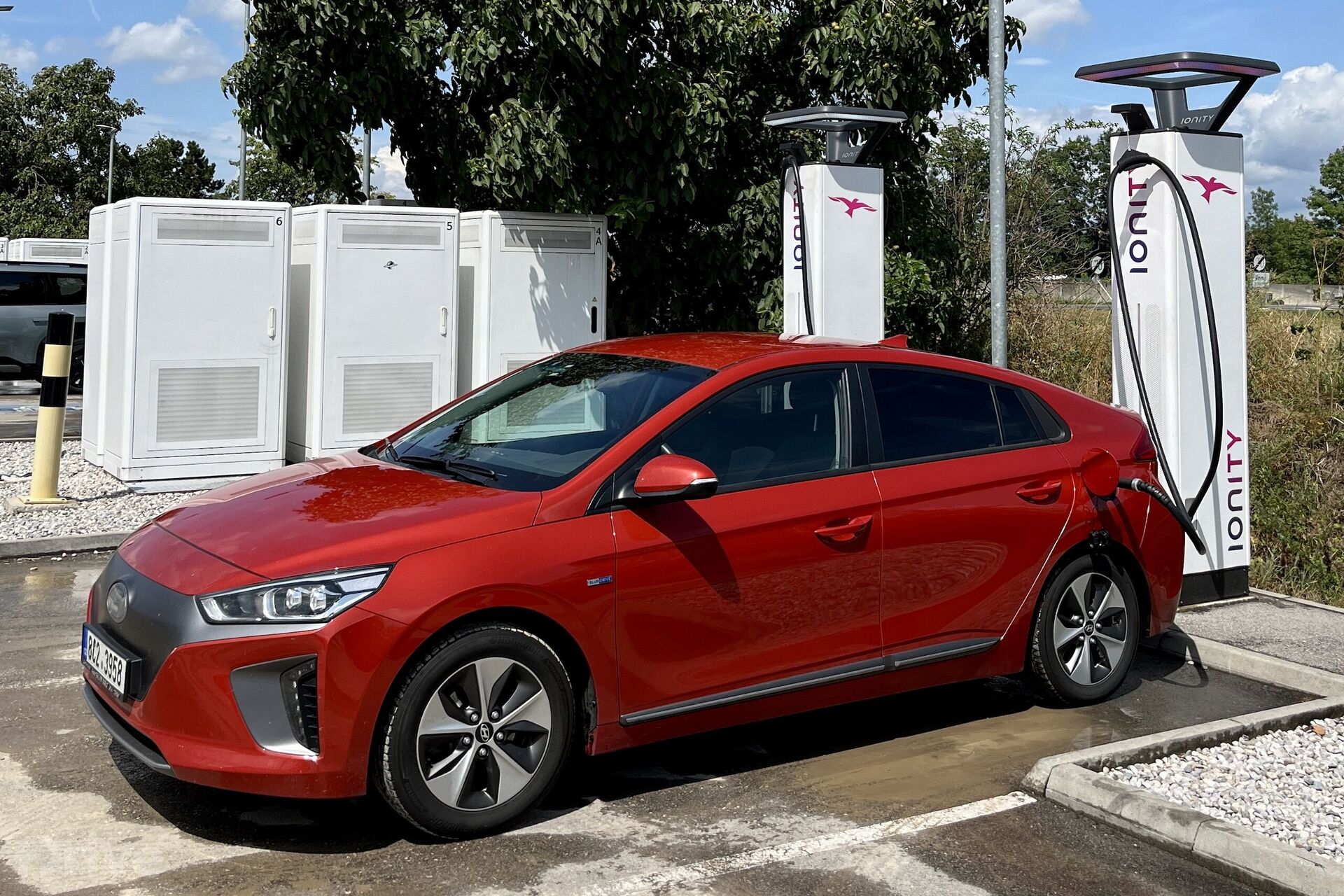 Hyundai Ioniq electric (2016)