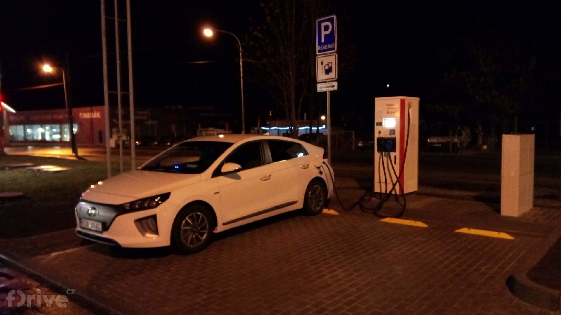Hyundai Ioniq electric (2019)