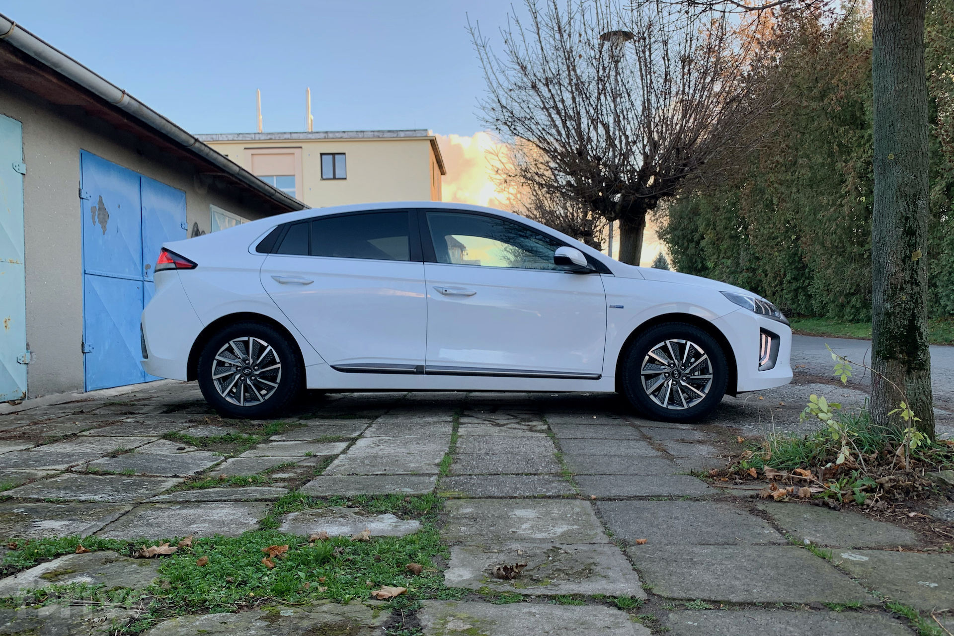 Hyundai Ioniq Electric (2020)