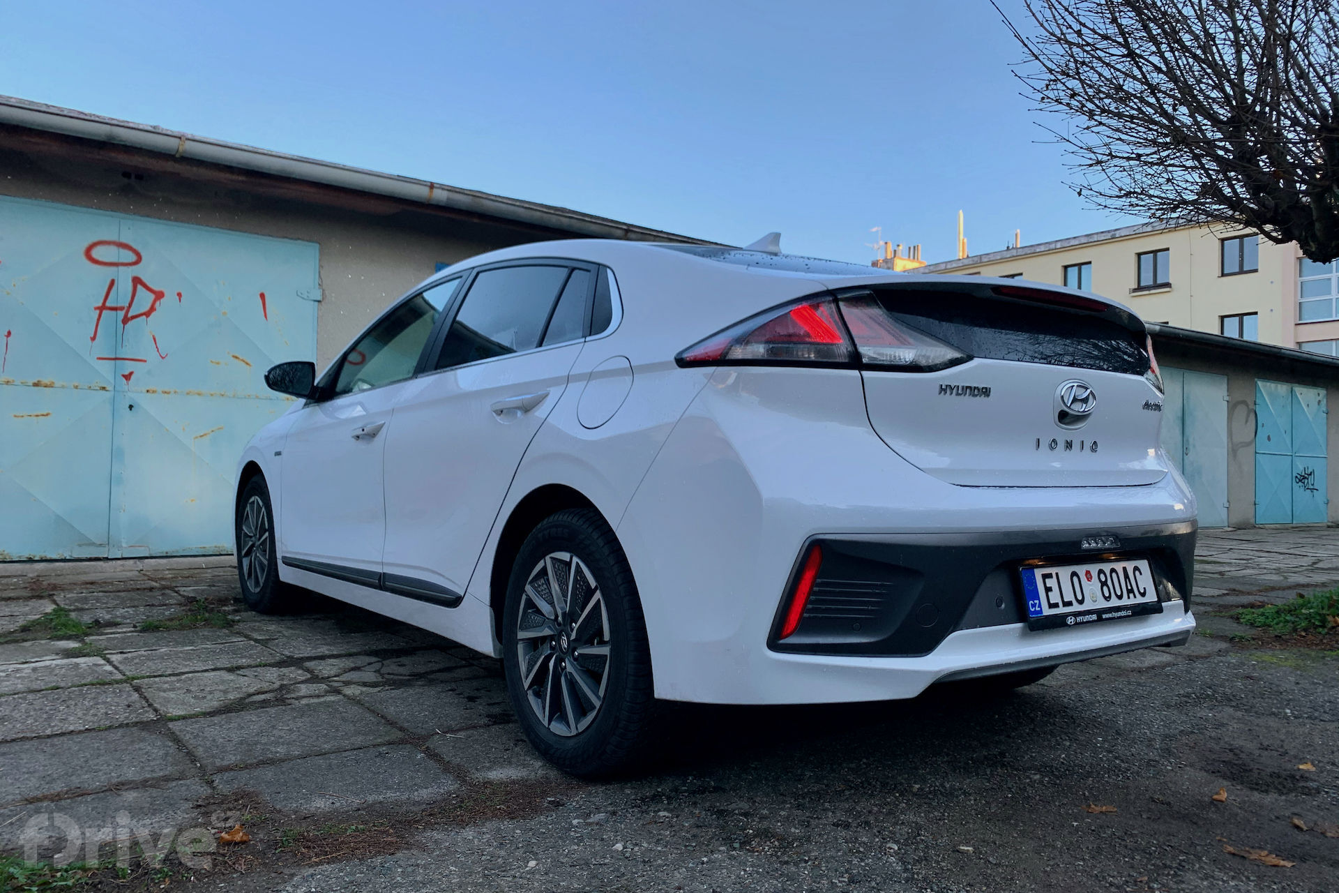 Hyundai Ioniq Electric (2020)