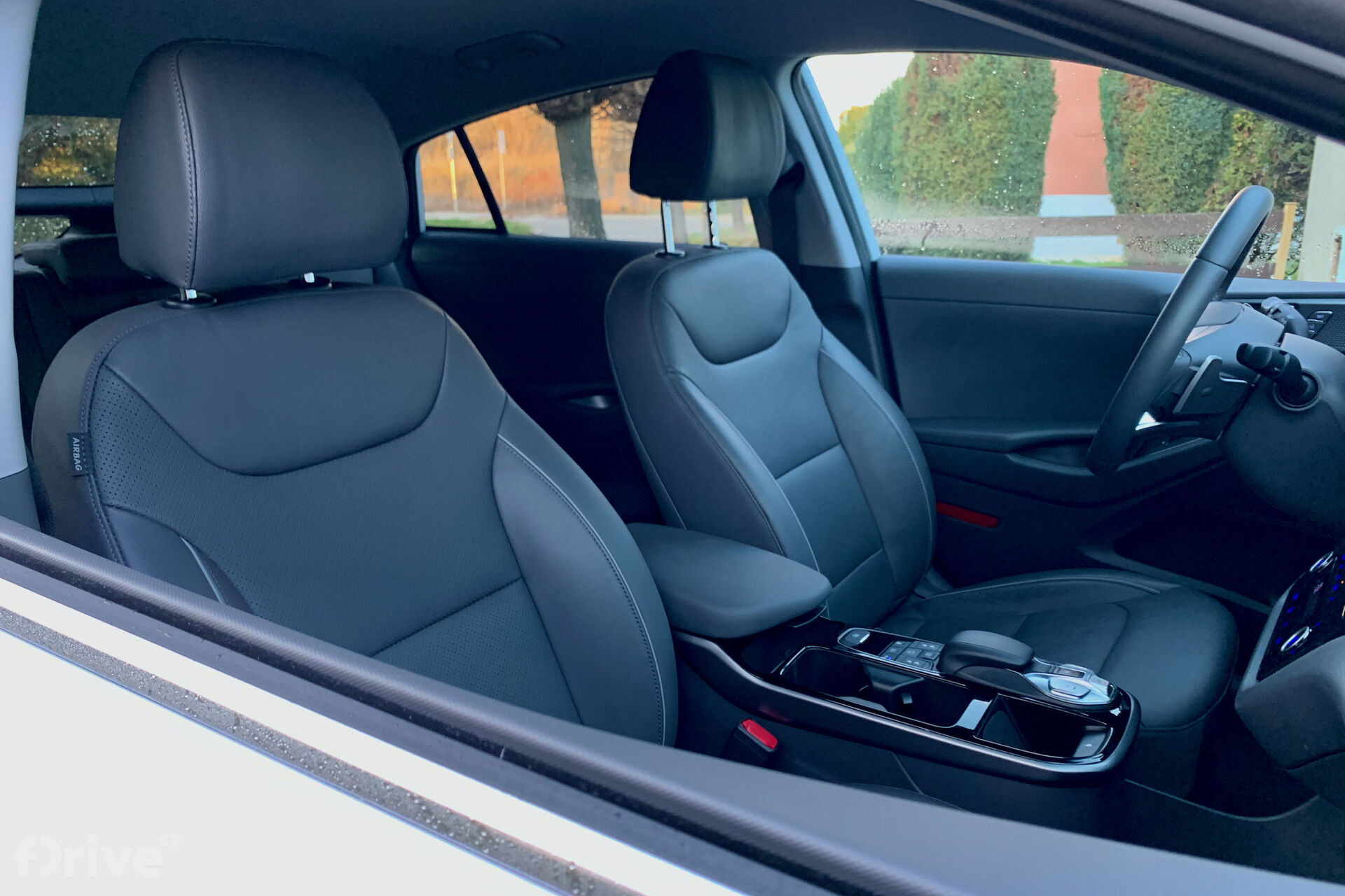 Hyundai Ioniq Electric (2020)