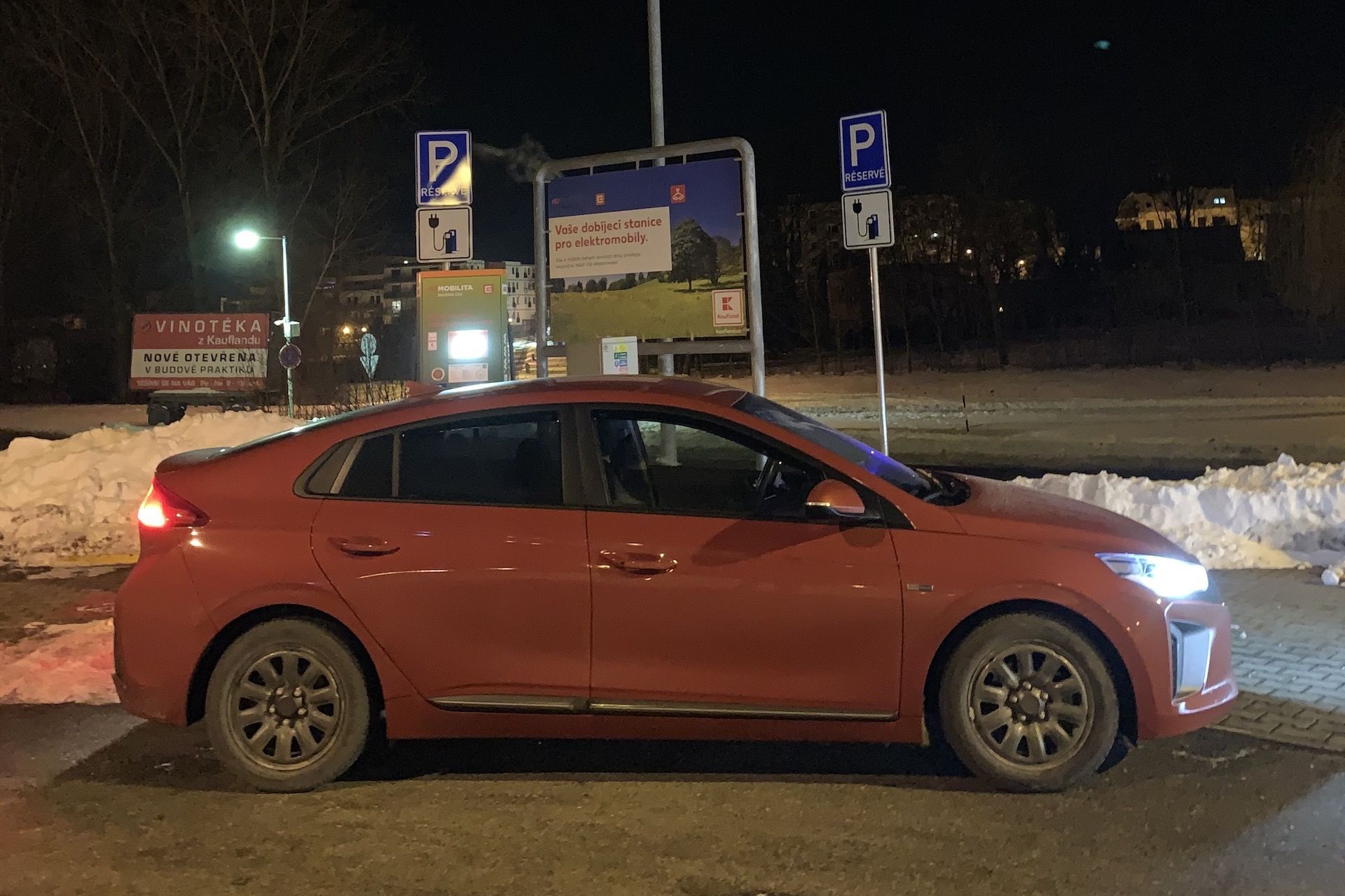 Hyundai Ioniq Electric