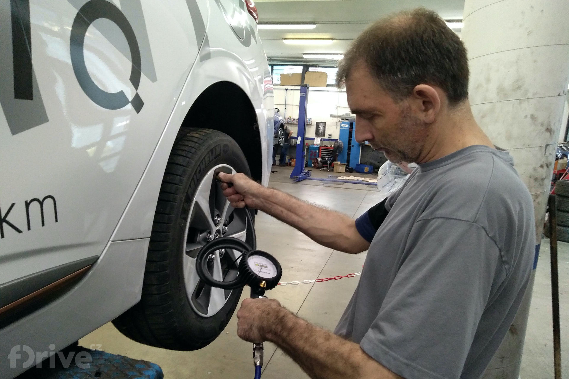 Hyundai Ioniq Electric na servisní prohlídce