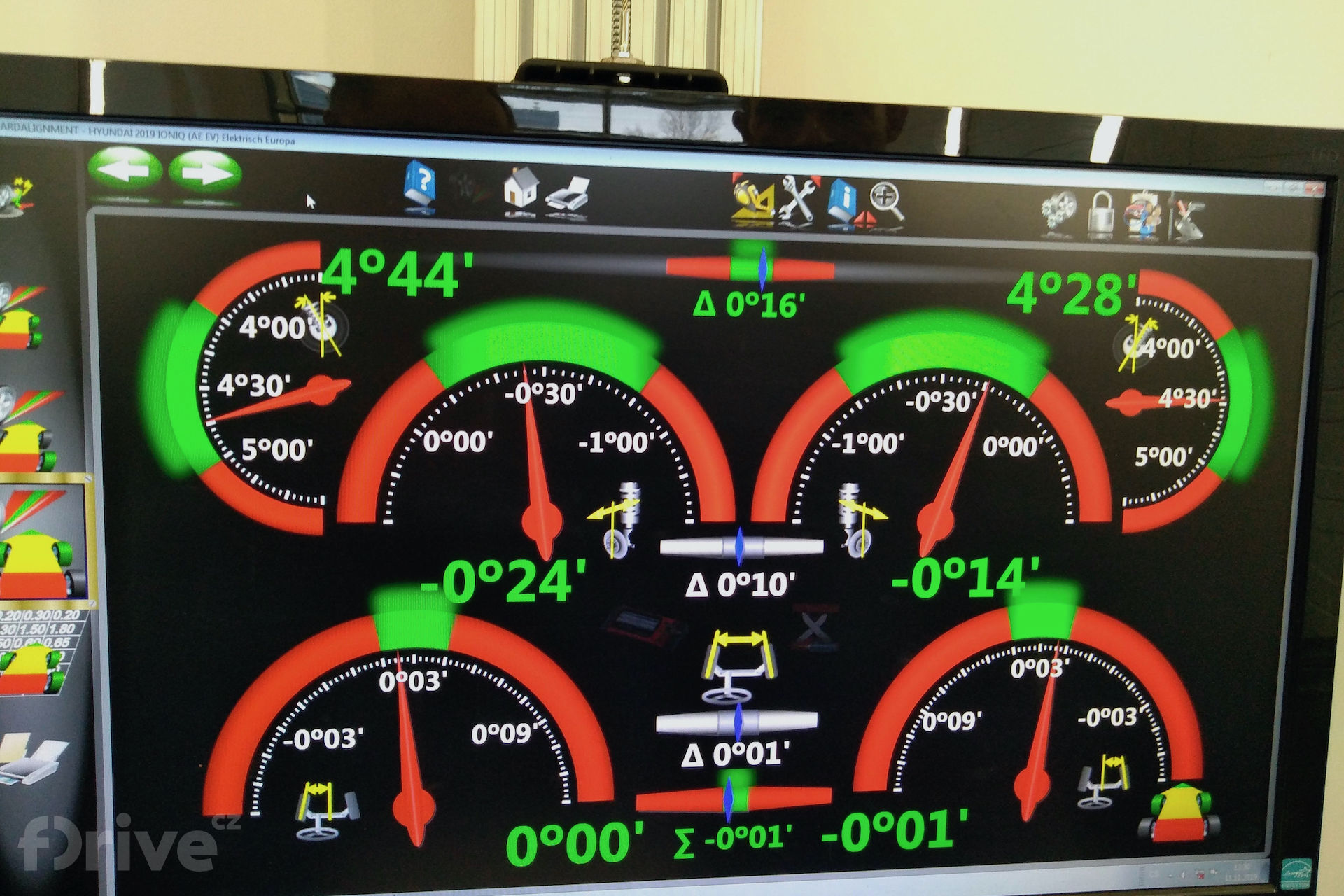 Hyundai Ioniq Electric na servisní prohlídce