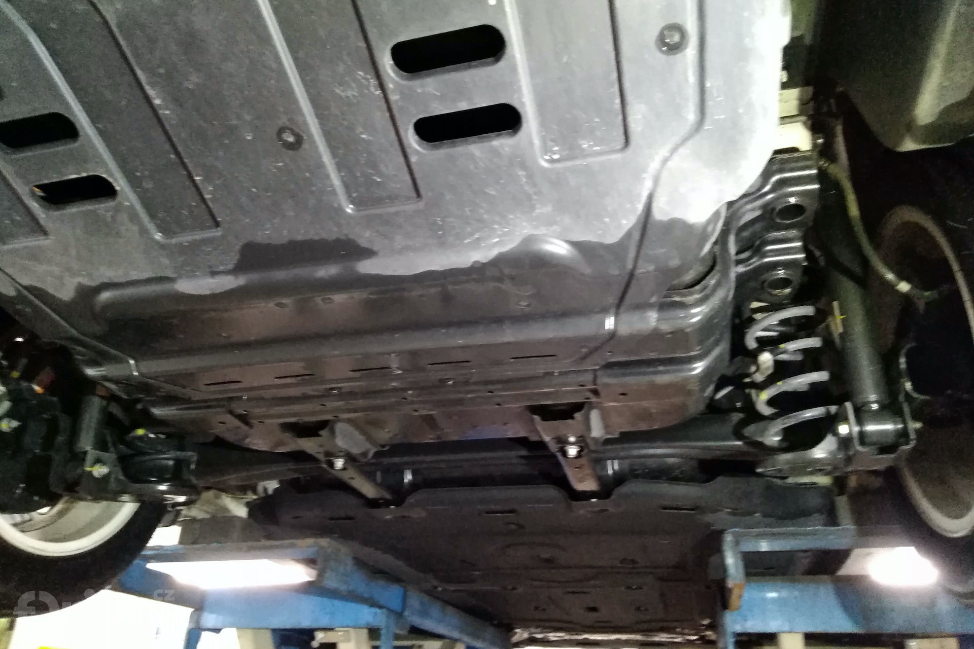 Hyundai Ioniq Electric na servisní prohlídce