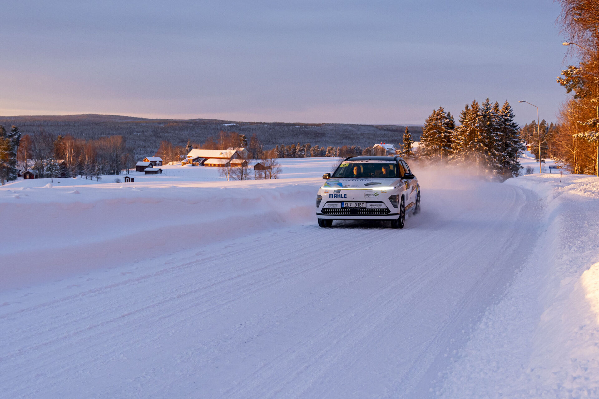 Hyundai Kona Electric na Östersund Winter Eco Rally