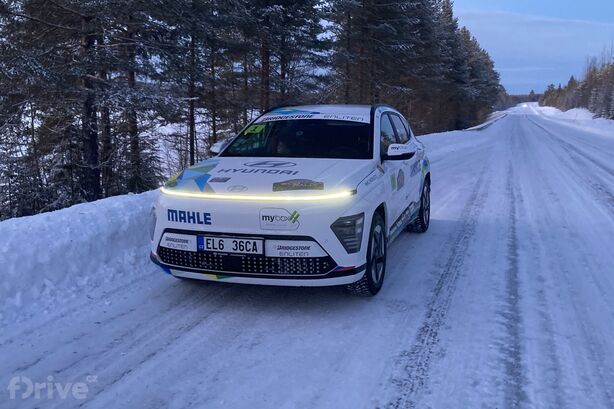Hyundai Kona Electric posádky Žďárský – Venuš