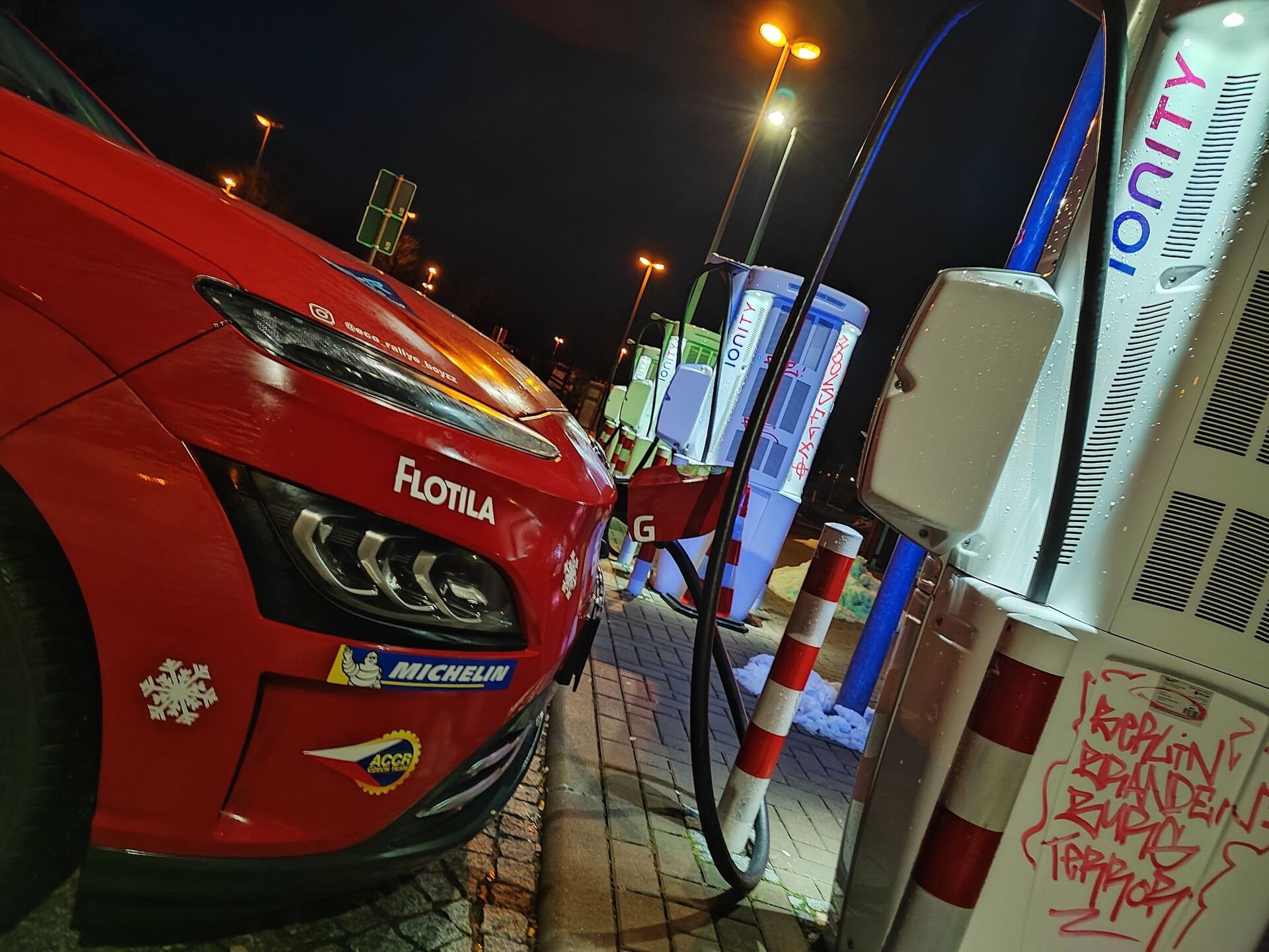 Hyundai Kona Electric týmu Eco_Rallye_Boyzz