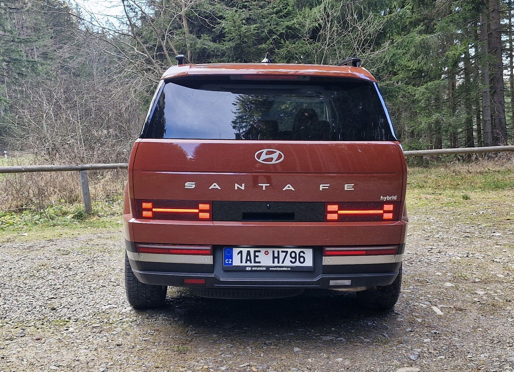 Hyundai Santa Fe (2023)