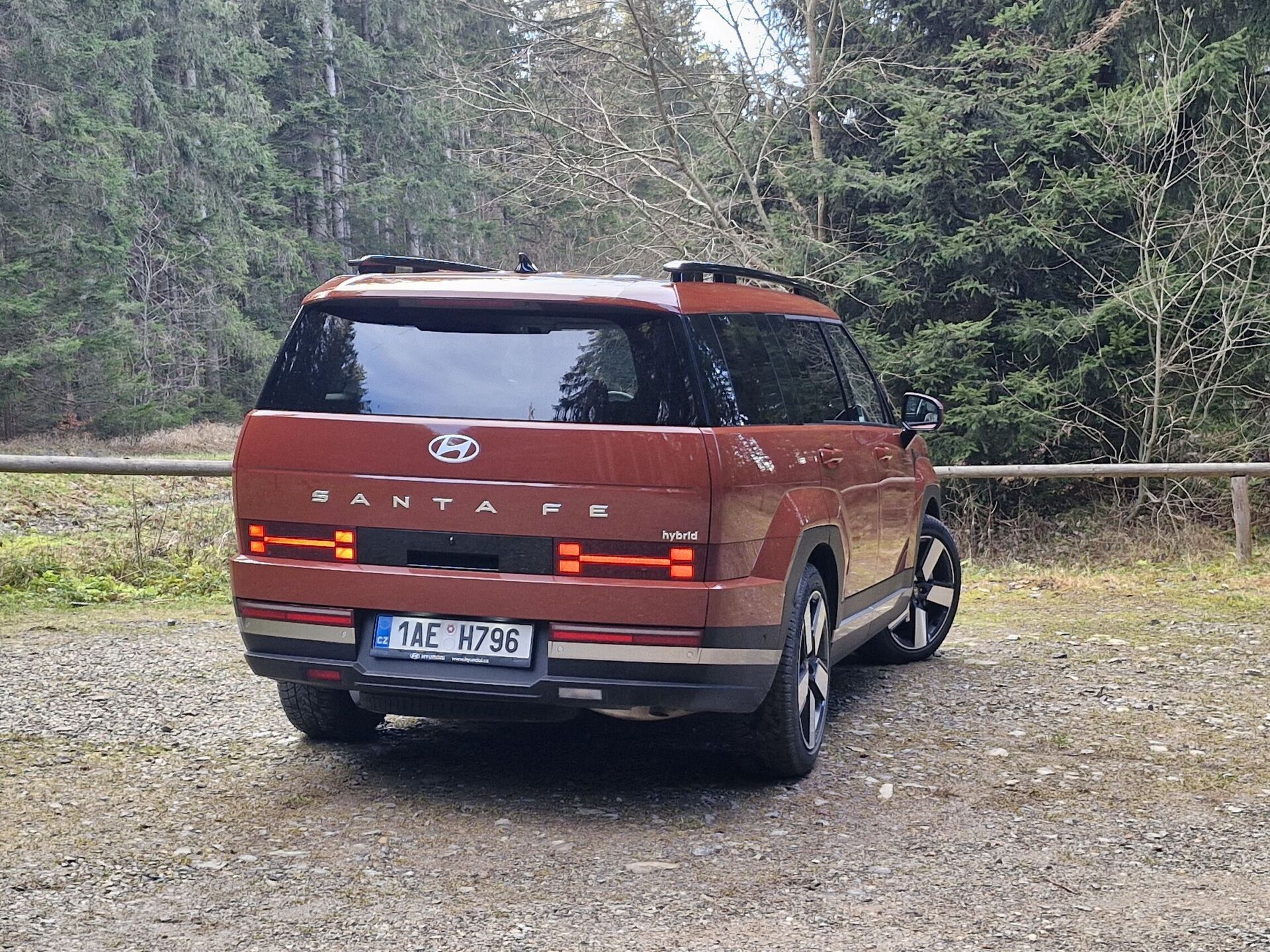 Hyundai Santa Fe (2023)