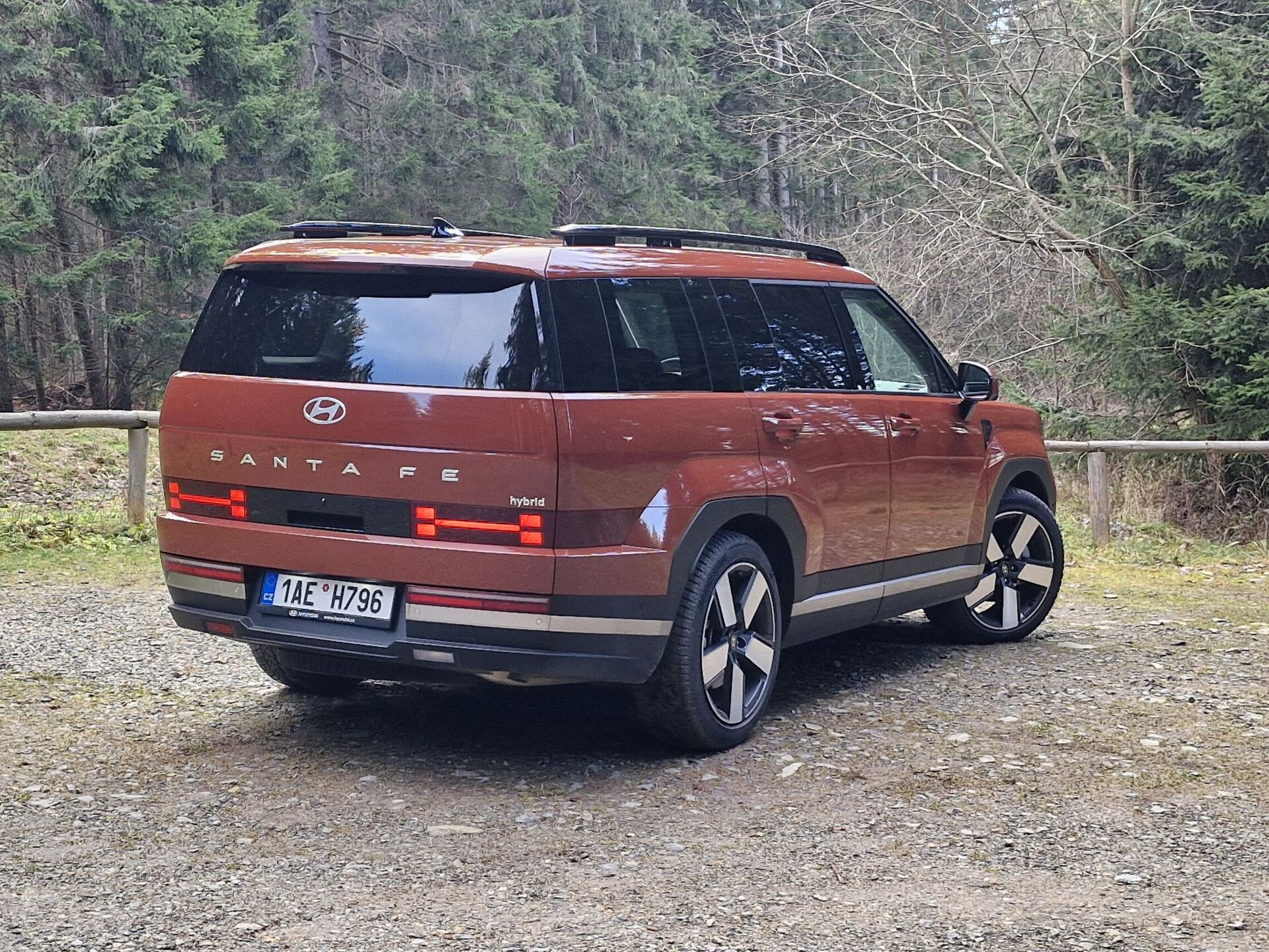 Hyundai Santa Fe (2023)