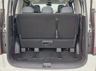 Hyundai Staria 1.6 T-GDI Hybrid Luxury