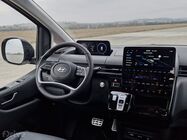 Hyundai Staria 1.6 T-GDI Hybrid Luxury