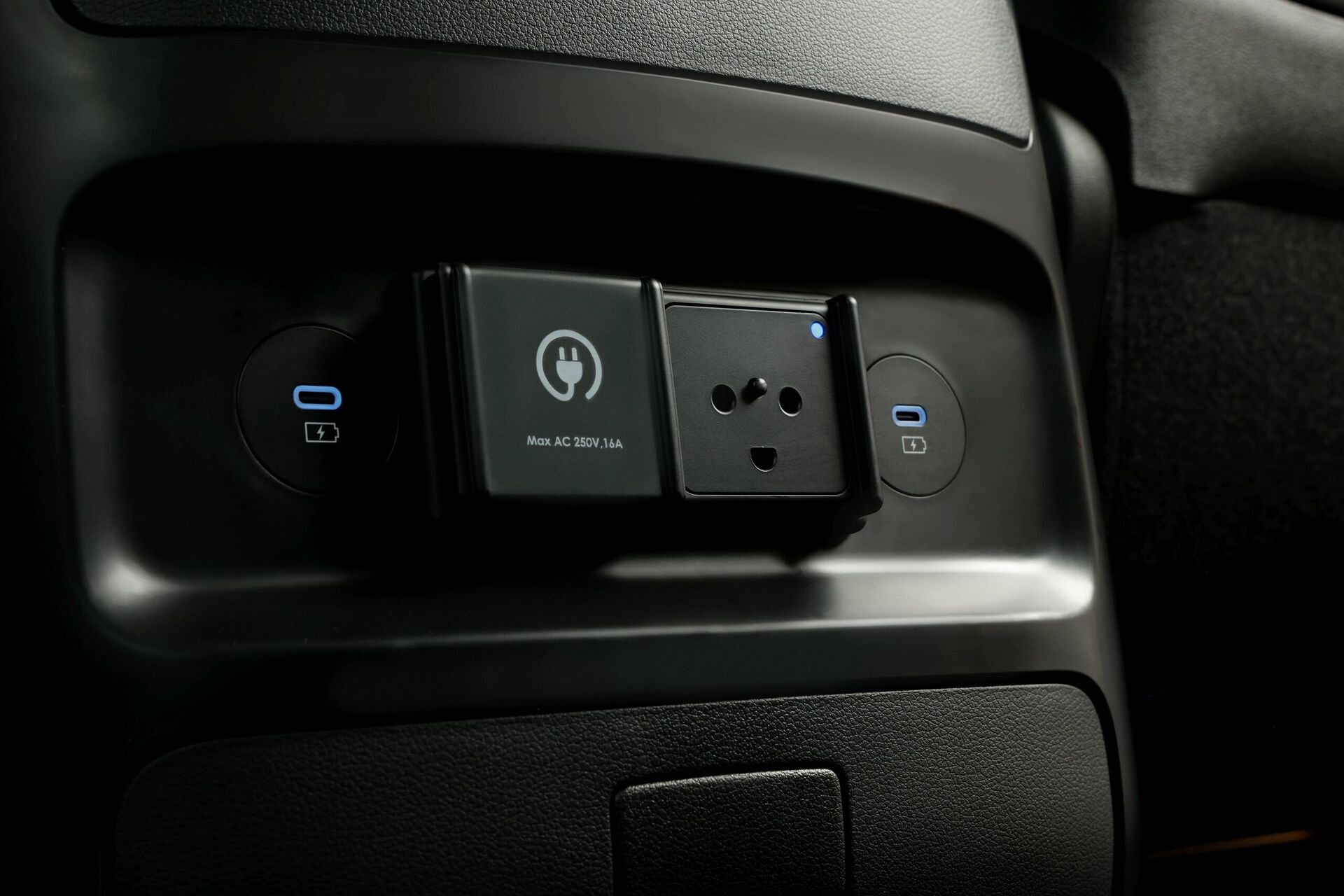 Hyundai Staria Electric