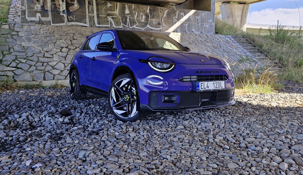 Abarth 600e Scorpionissima (2025)