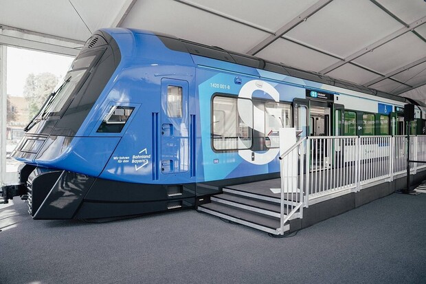 Největší exponát z Mnichovského autosalonu vyjede v roce 2028. Měří 200 metrů