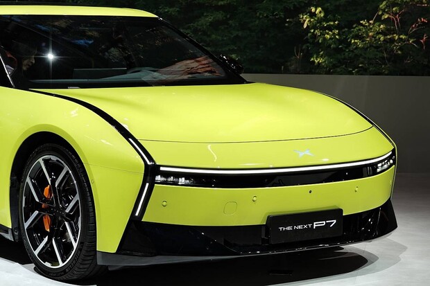 Vypadá mimozemsky: XPeng P7 na vlastní oči a ruce