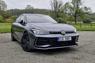 Volkswagen Passat R-Line People 1.5 TSI eHybrid (200 kW)