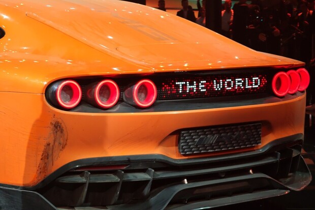 Nevídané. Mercedes nám AMG GT XX ukázal i s hmyzem. Svět objel za 7 dní