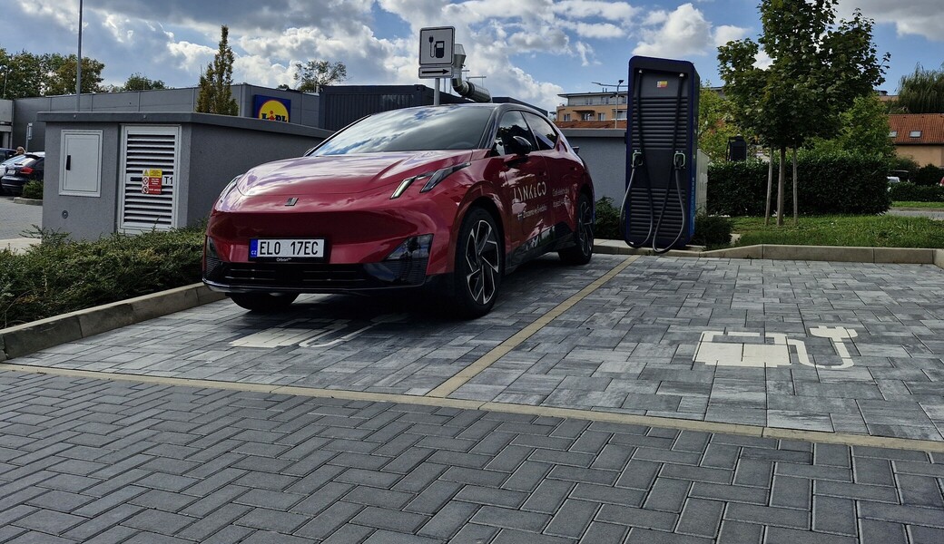 Za jak dlouho se skutečně nabije Lynk & Co 2?