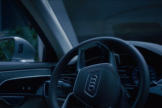 Neradi autem zajíždíte do garáže? Počkejte si na samoparkovací Audi A8