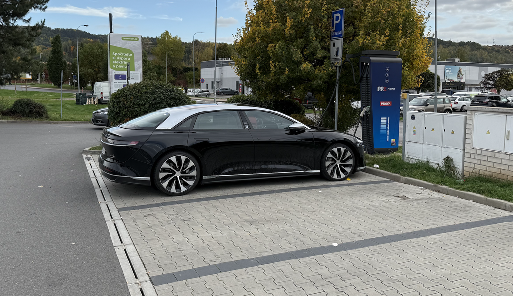 Lucid Air Grand Touring