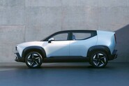 Honda představila třetího člena nové rodiny elektromobilů. Jmenuje se Honda 0 α – Japan Moblity Show 2025