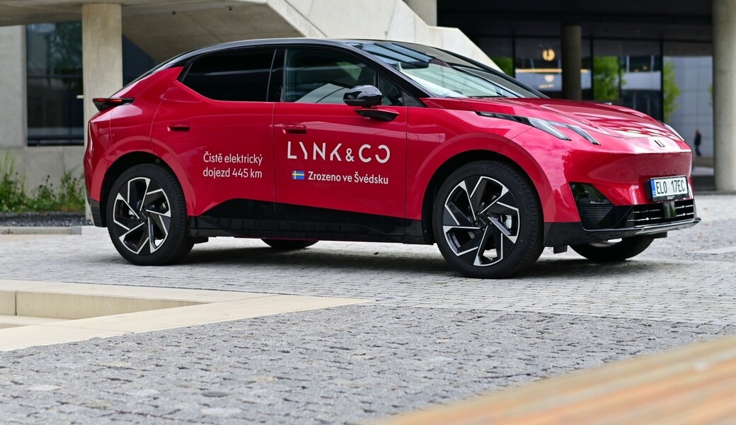 Lynk & Co 02