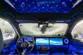 Mercedes poodhalil, jak bude vypadat kabina nového GLB s technikou EQ