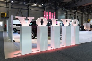 Volvo na e-SALONu: vlajková loď ES90 a kompletní elektrická řada v Praze