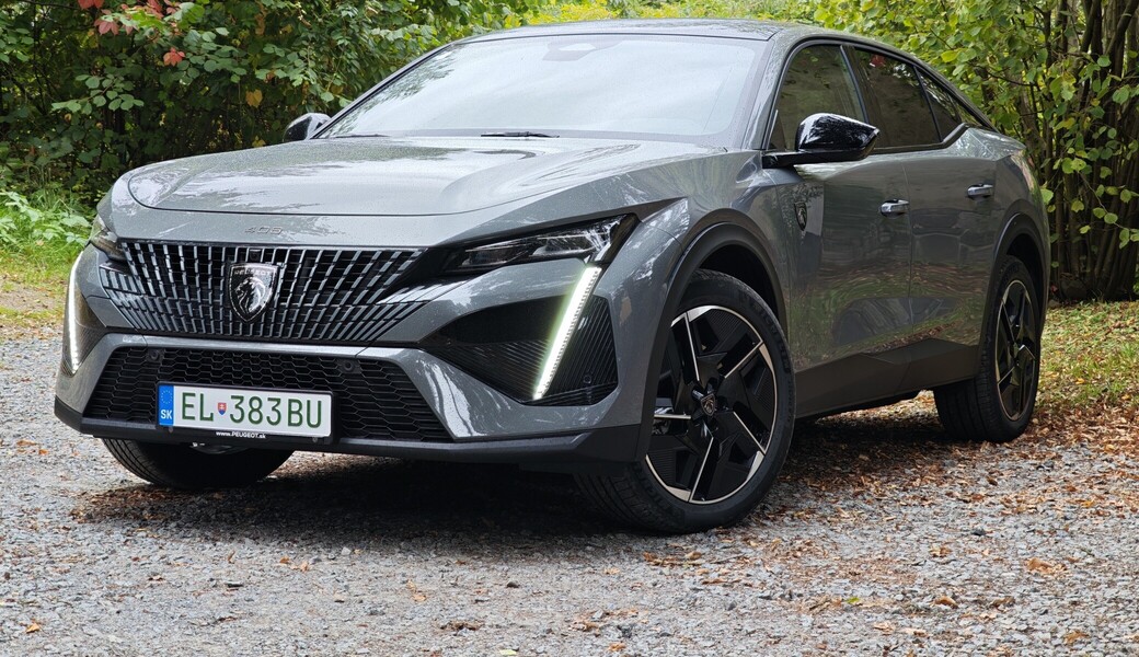 Peugeot e-408 poprvé v Česku