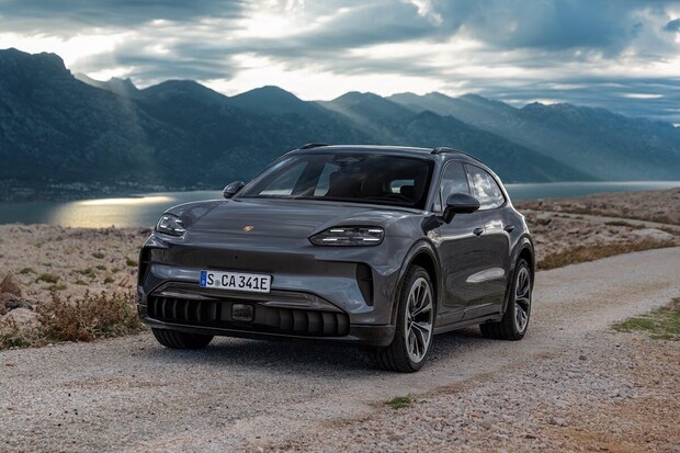 Porsche Cayenne Electric je tady a revoluce v luxusních SUV začíná