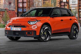 Abarth 600e přichází v limitované edici. Oslavuje nadcházející olympijské hry