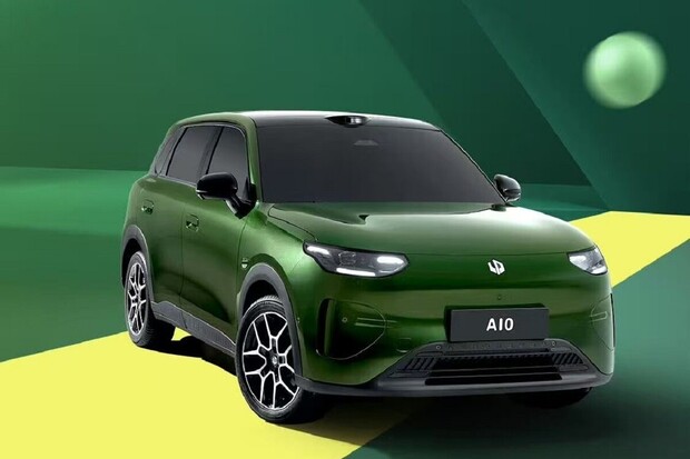 Leapmotor ukázalo první snímky vozu B03X. Kompaktní SUV dorazí brzy