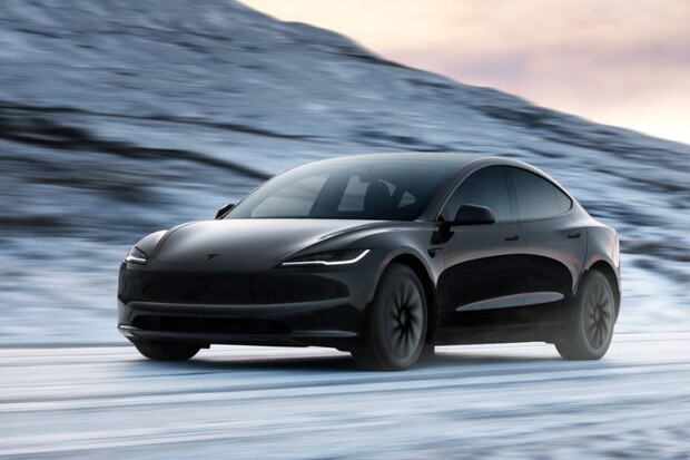 Na český trh přichází nejlevnější Tesla všech dob