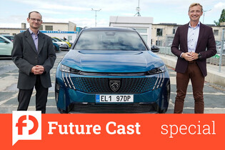 Peugeot má novinky. Přináší čtyřkolky, předehřev i velké baterie