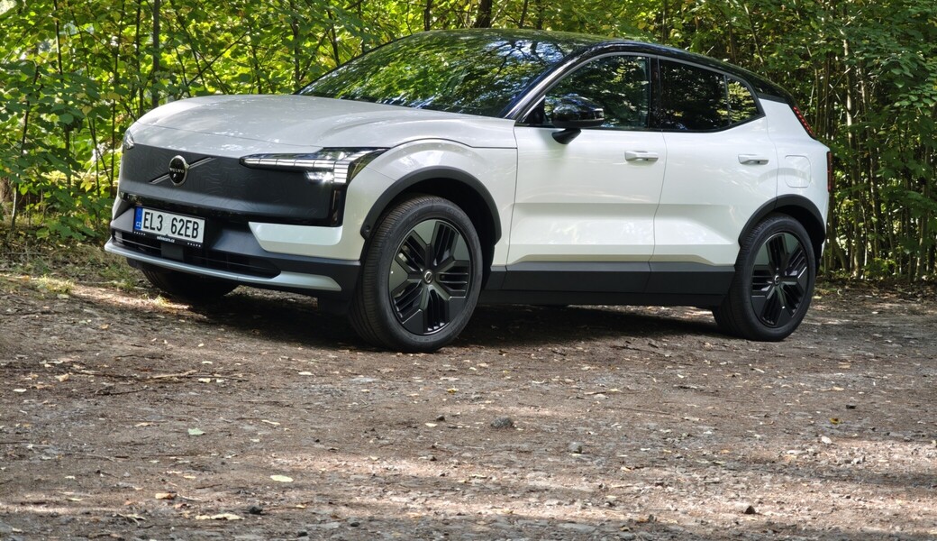 Volvo EX30 Cross Country