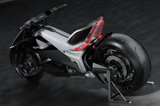 Honda ukázala koncept elektrické motorky, která má ambici být víc než jen náhradou