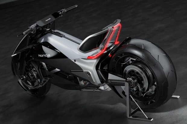 Honda ukázala koncept elektrické motorky, která má ambici být víc než jen náhradou
