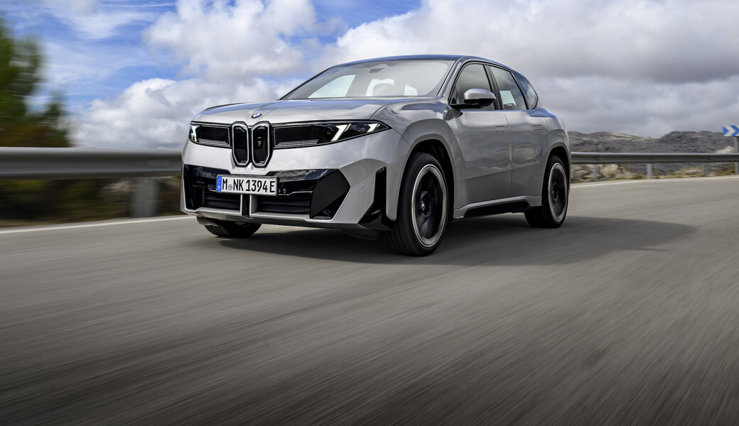 BMW iX3 xDrive50
