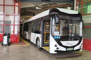 Brno testuje nový elektrobus z Maďarska. Zamířil do Nové Zbrojovky