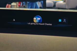 BMW konečně našlo recept na hlasové ovládání. Má to ale velký háček