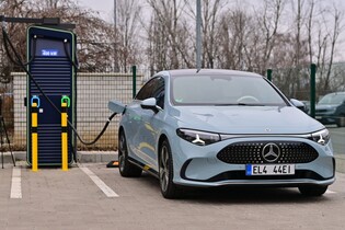 Nová doba začíná. Mercedes CLA v mrazu překvapil nabíjením 350 kW