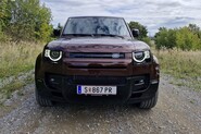 Defender Sport se neztratí ani v těžkém terénu. Pohánět jej bude elektřina