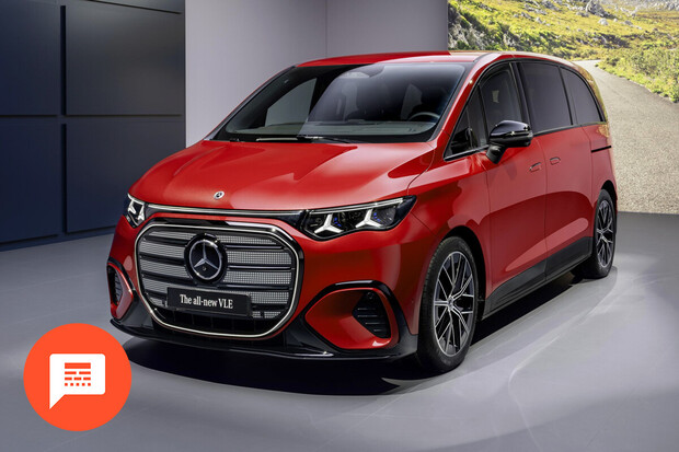 Mercedes ukázal luxusní VLE, Toyota přivezla 2 modely do Česka