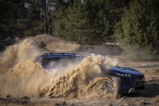 Subaru E-Outback. Kladivo na WRX STi