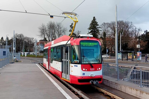 Brno modernizuje tramvaje Vario. Dostanou klimatizaci i nový kabát