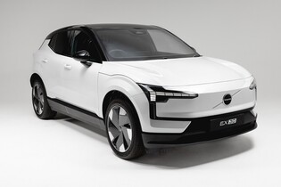 Volvo EX30 dostalo užitkovou variantu Cargo. Odveze až tisíc litrů nákladu