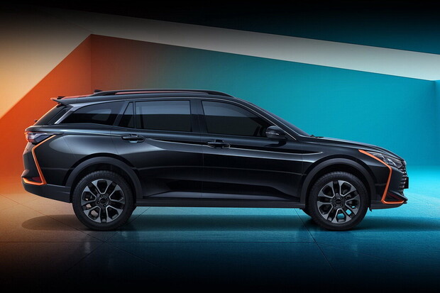 Mýty zbořeny. Rodinné kombi s automatem a špičkovou výbavou stojí pod 500 000 Kč